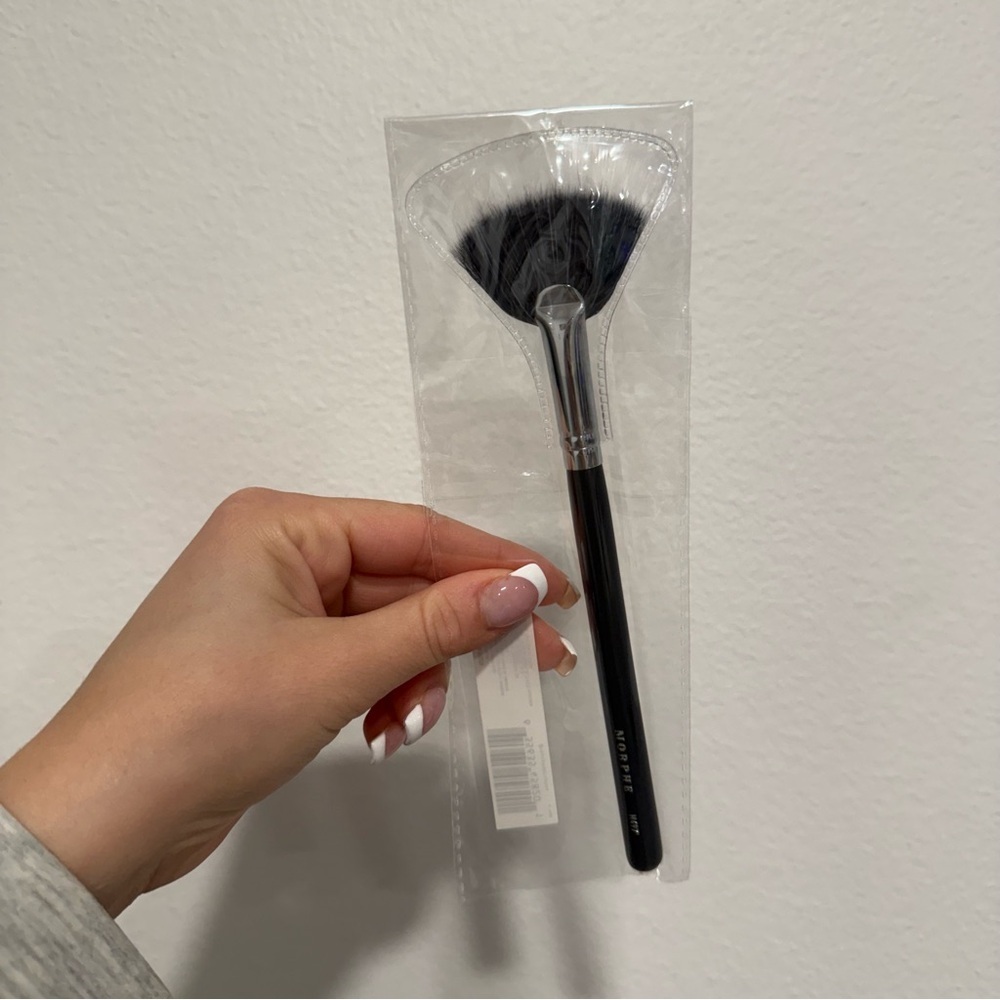 Morphe M497 Duo Soft Fan Brush